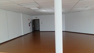 Plus de détails pour Calle de la Alcarria, 1, Coslada - Bureau à louer