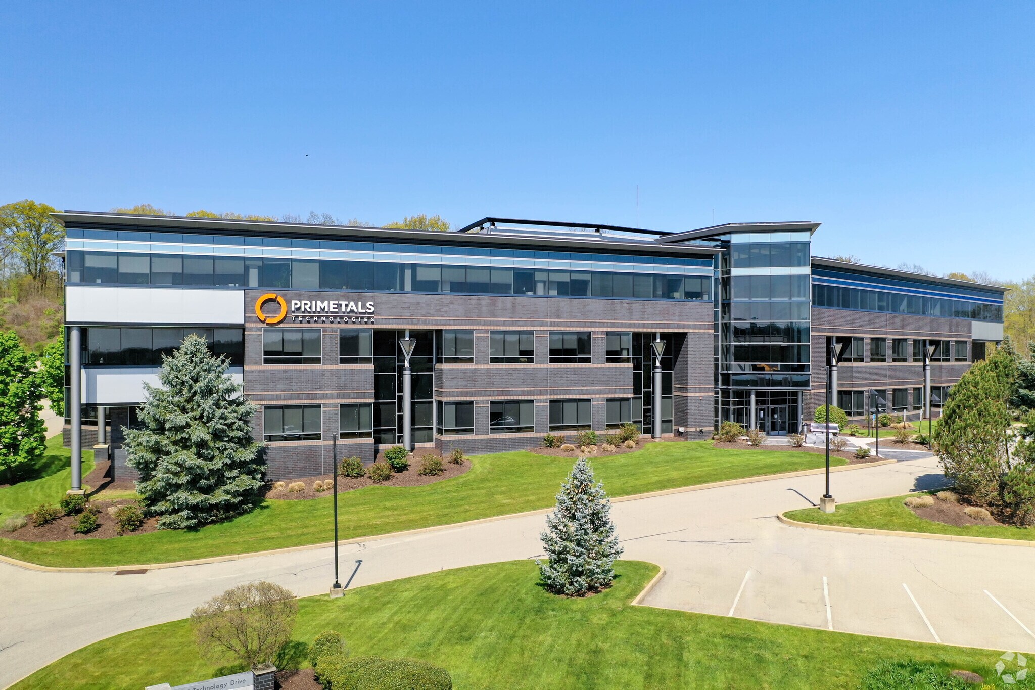 501 Technology Dr, Canonsburg, PA à louer Photo principale– Image 1 sur 28