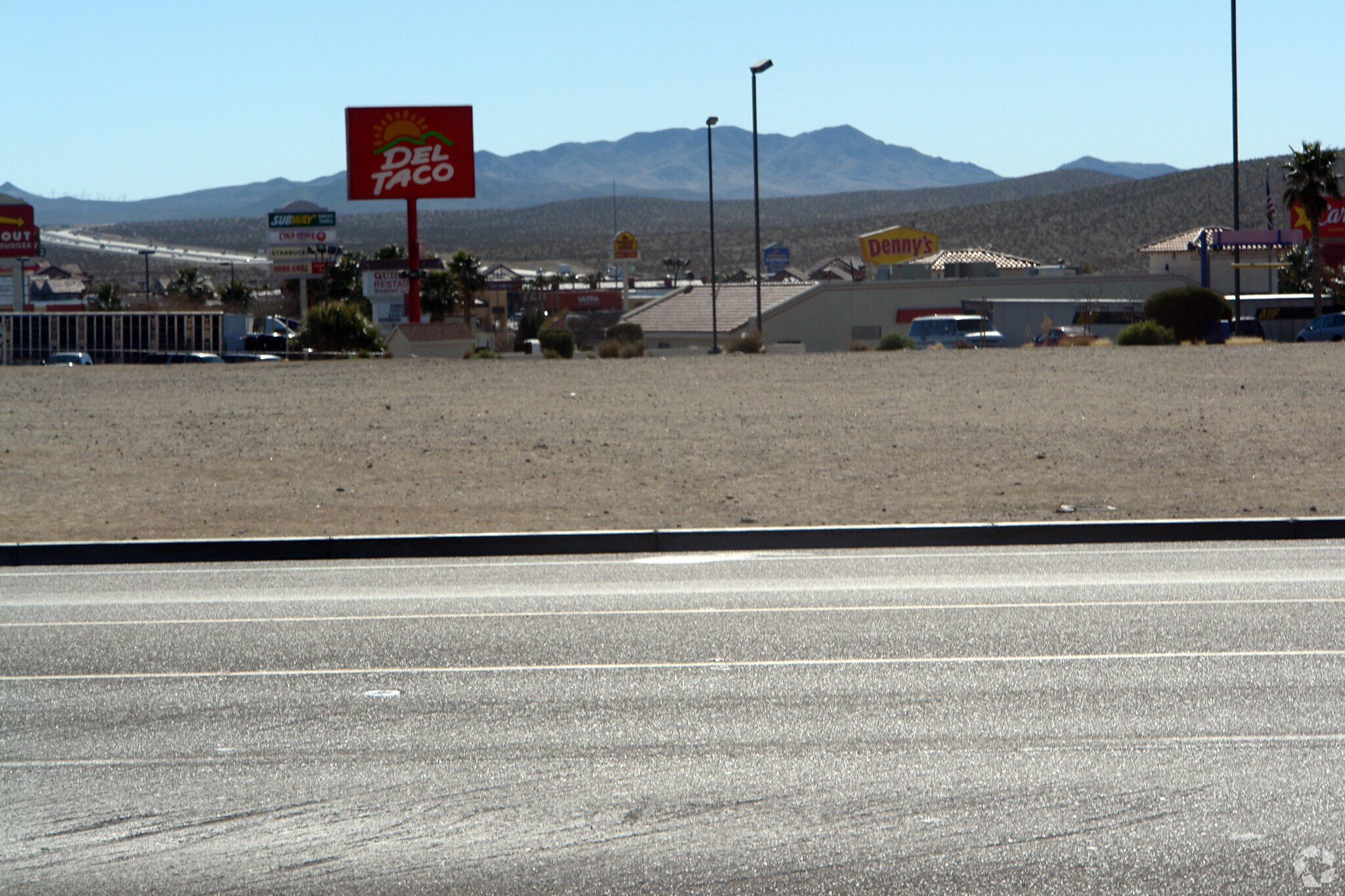 High Point Pky, Barstow, CA à vendre Photo principale– Image 1 sur 2