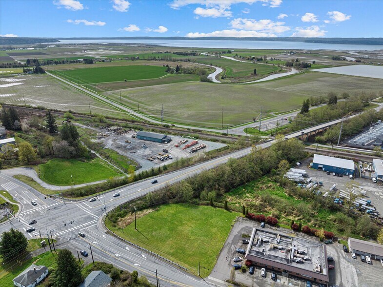 26820 Pioneer hwy, Stanwood, WA à vendre - Aérien – Image 1 sur 15