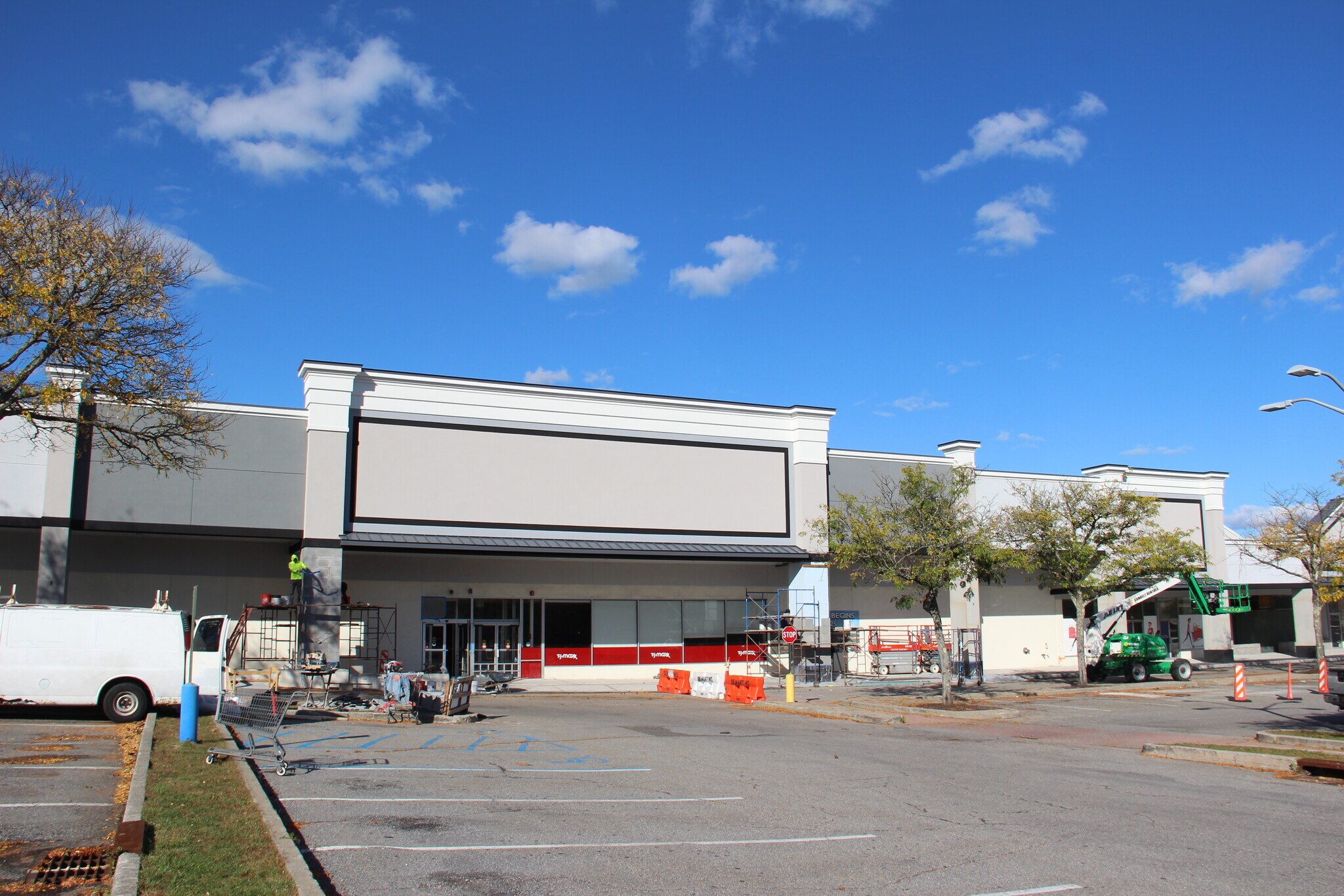 100 Triangle Ctr, Yorktown Heights, NY à louer Photo intérieure– Image 1 sur 10