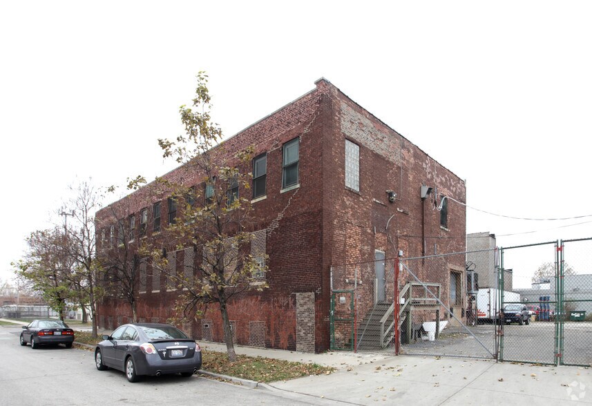 1100 W 47th Pl, Chicago, IL à vendre - Photo de l’immeuble – Image 2 sur 2