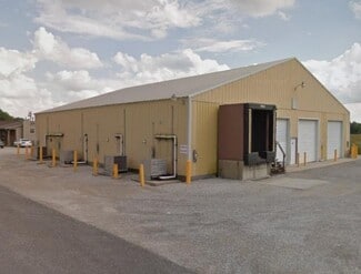 Plus de détails pour 704 W 8th St, Staunton, IL - Industriel/Logistique à vendre