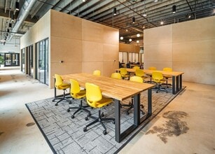 919 Berryhill Rd, Charlotte, NC à louer Photo intérieure– Image 2 sur 5