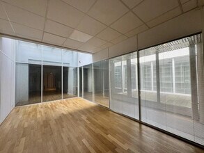 Bureau dans Paris à vendre Photo intérieure– Image 2 sur 13
