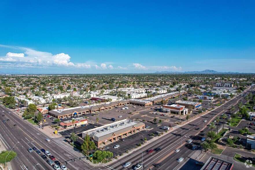 1365 S Gilbert Rd, Mesa, AZ à vendre - Aérien – Image 2 sur 6