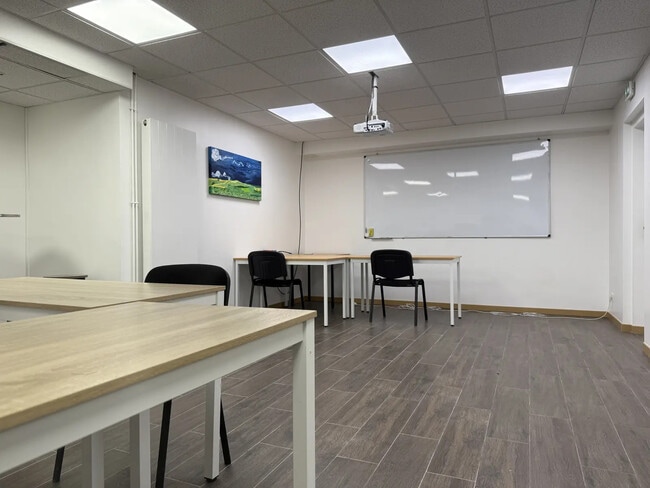 Plus de détails pour 44 Rue Poliveau, Paris - Local commercial à louer