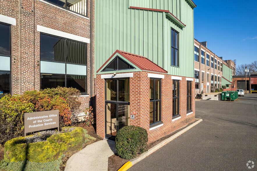 171 Jersey St, Trenton, NJ à louer - Photo de l’immeuble – Image 3 sur 10