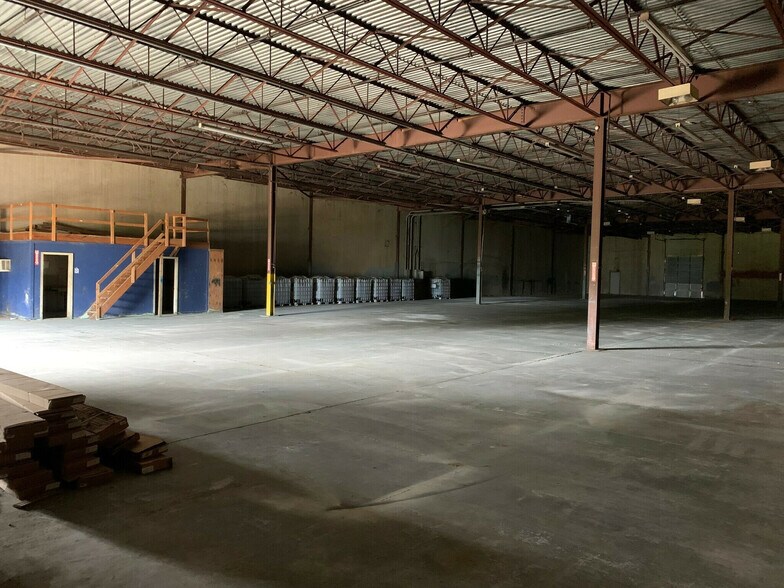 390 Commerce Park Dr, Jackson, MS à louer - Photo intérieure – Image 3 sur 5