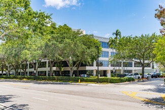 Plus de détails pour 6100 Waterford District Dr, Miami, FL - Bureau à louer