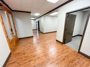 201-203 W Wall St, Midland, TX à louer Photo intérieure– Image 2 sur 19