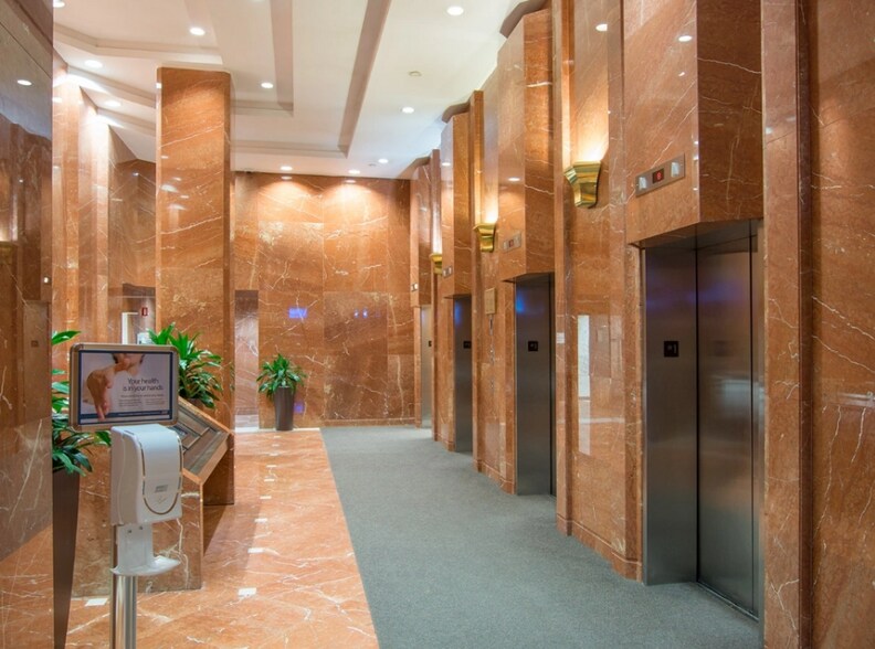 60 Queen St, Ottawa, ON à louer - Photo intérieure – Image 3 sur 7