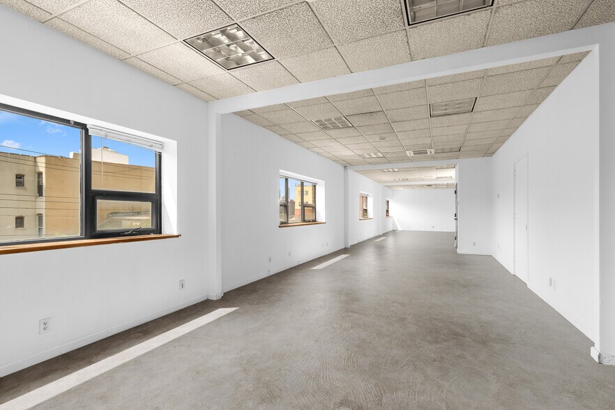 310 Nassau Ave, Brooklyn, NY à louer - Photo intérieure – Image 2 sur 10