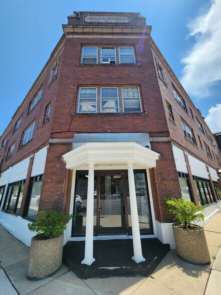 3125 Whitethorn Rd, Cleveland, OH à louer - Photo de l’immeuble – Image 2 sur 34