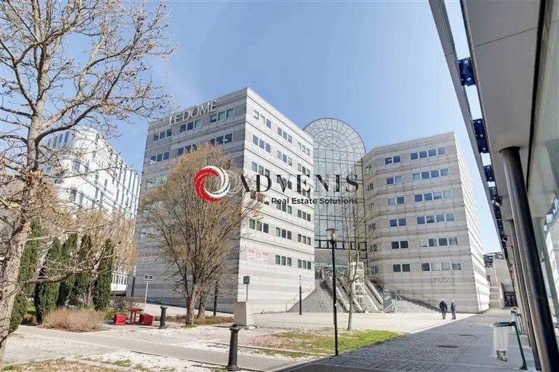 Bureau dans Tremblay-en-France à louer - Photo de l’immeuble – Image 1 sur 12