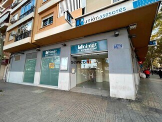 Plus de détails pour Local commercial à louer