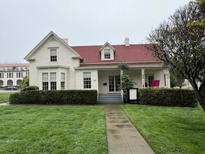 10 Funston Ave, San Francisco, CA à louer Photo de l’immeuble– Image 2 sur 11