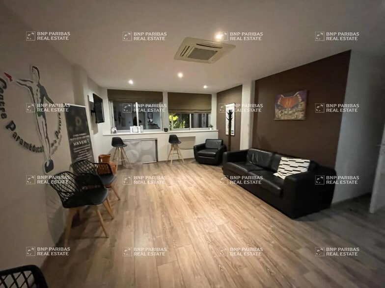 Bureau dans Strasbourg à vendre - Photo intérieure – Image 1 sur 12