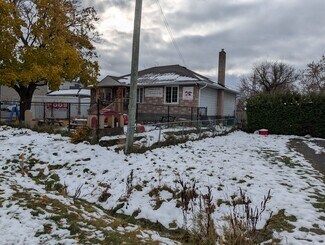 Plus de détails pour 1154 Gabriel St, Orleans, ON - Local commercial à vendre