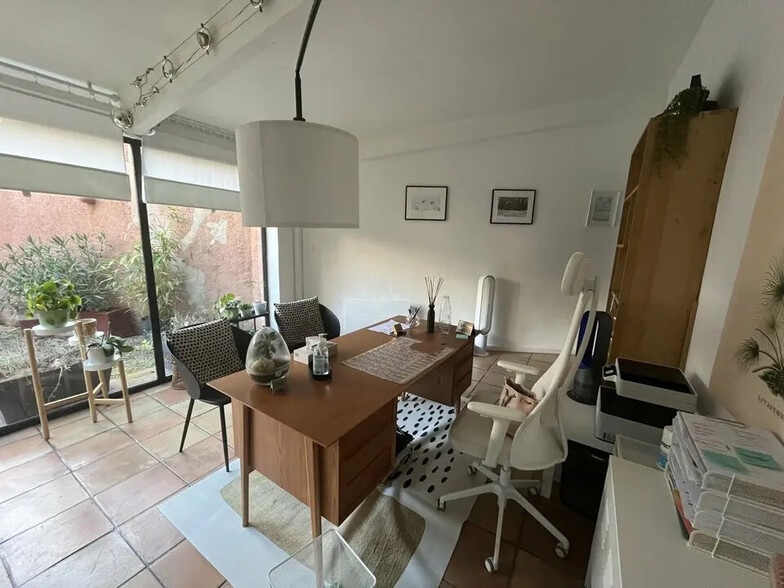 Bureau dans Toulouse à louer - Photo de l’immeuble – Image 1 sur 5