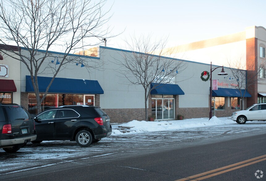 4823-4827 123rd St W, Savage, MN à louer - Photo de l’immeuble – Image 2 sur 2