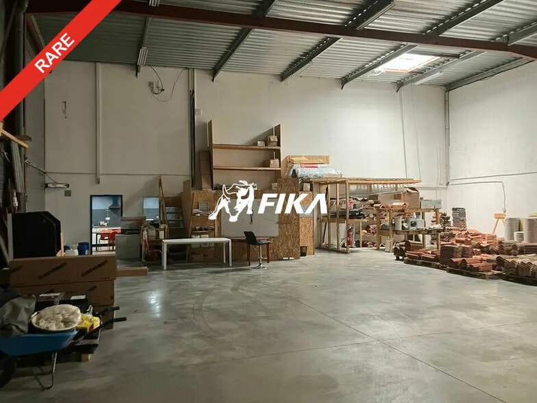 Local d'activités dans Toulouse à vendre - Photo de l’immeuble – Image 3 sur 12