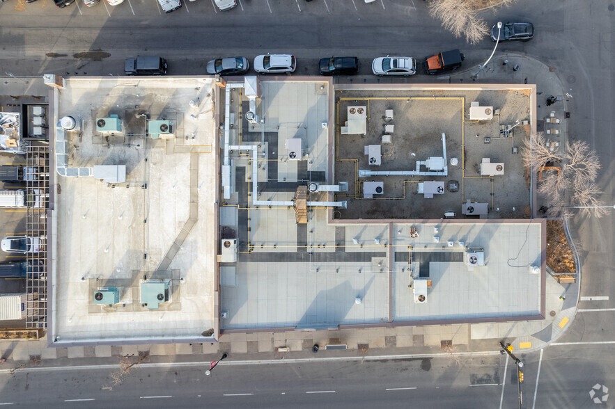 1575 7th St SW, Calgary, AB à louer - Aérien – Image 2 sur 5