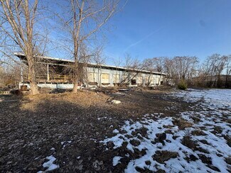 Plus de détails pour 1221 N Niagara St, Saginaw, MI - Industriel/Logistique à vendre