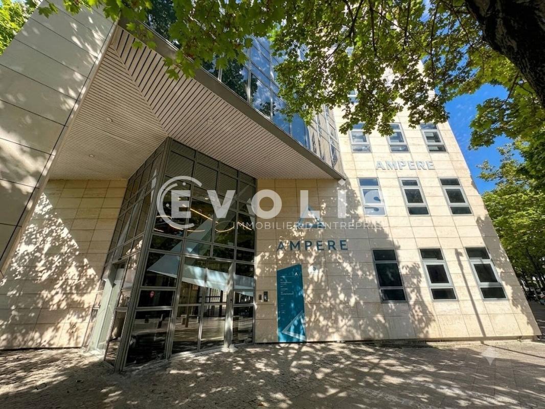 8 Rue Eugène Et Armand Peugeot, Rueil-Malmaison à louer Photo de l’immeuble– Image 1 sur 17