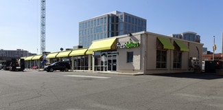 Plus de détails pour 3924 Wilson Blvd, Arlington, VA - Local commercial à louer