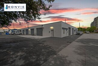 Plus de détails pour 201-215 SW 21st St, Fort Lauderdale, FL - Industriel/Logistique à louer