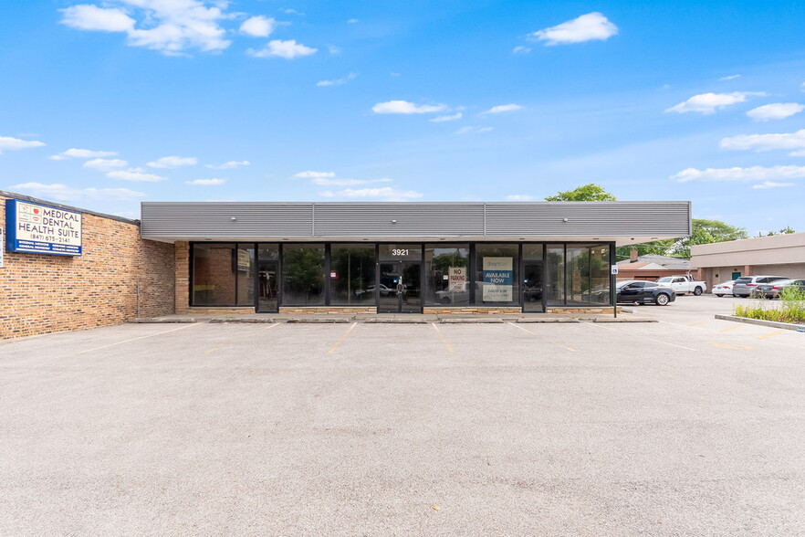 3921-3925 W Touhy Ave, Lincolnwood, IL à vendre - Photo de l’immeuble – Image 3 sur 17