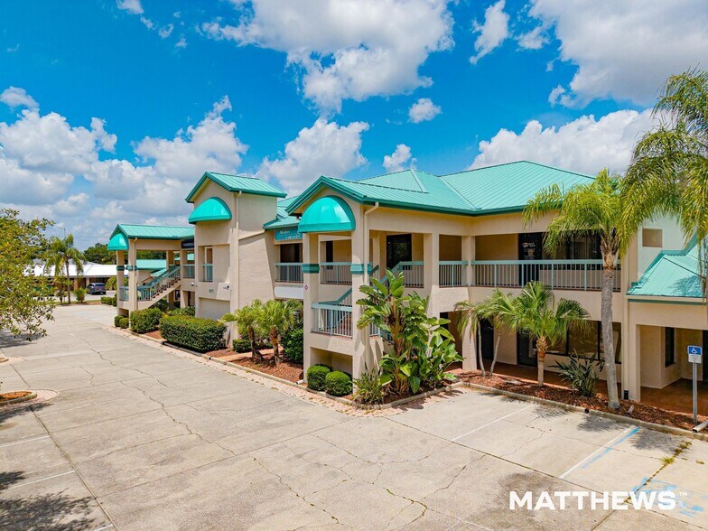 1071 Port Malabar Blvd NE, Palm Bay, FL à vendre - Photo de l’immeuble – Image 1 sur 21