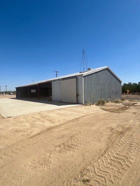 1270 E Riverside St, Shafter, CA à vendre Photo de l’immeuble– Image 1 sur 36