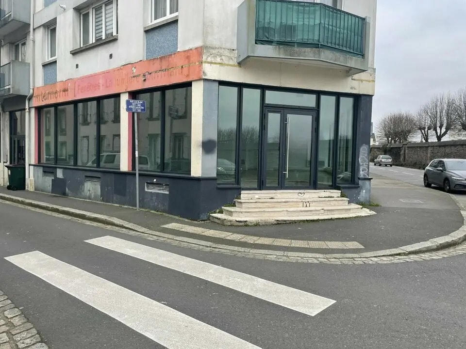 Local commercial dans Brest à louer Photo de l’immeuble– Image 1 sur 2