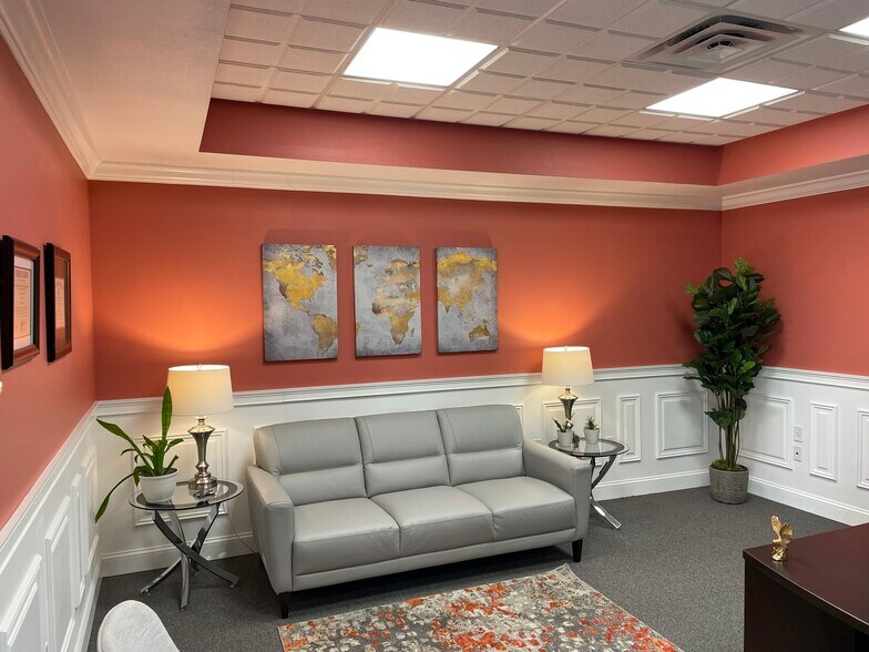 3206-3212 Parkside Center Cir, Tampa, FL à louer - Photo de l’immeuble – Image 3 sur 27