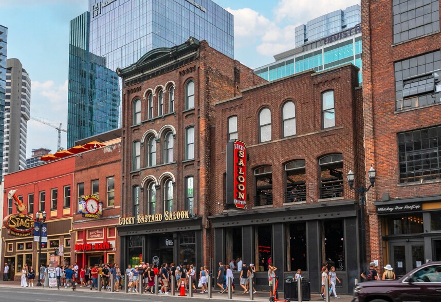 408 Broadway, Nashville, TN à vendre - Photo de l’immeuble – Image 1 sur 4