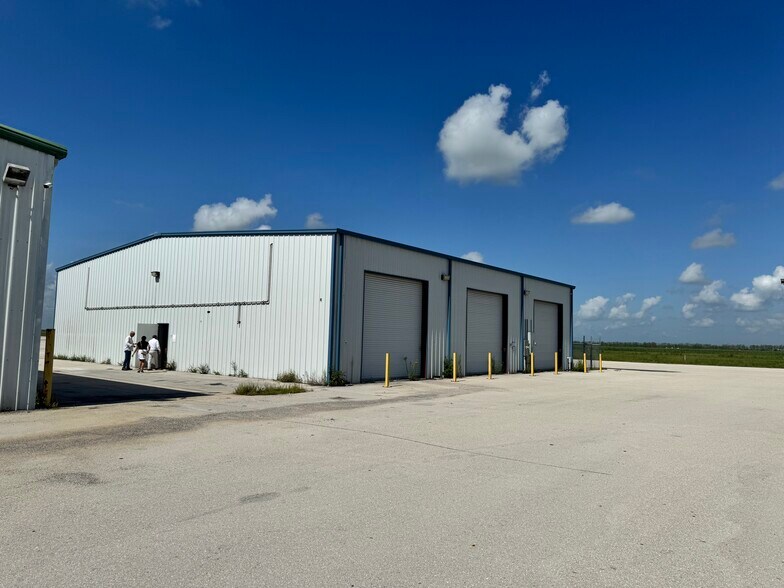 544 Airglades Blvd, Clewiston, FL à louer - Photo de l’immeuble – Image 3 sur 8
