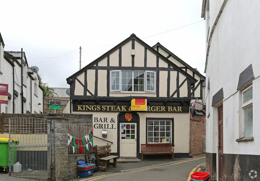 Kings Head Ln, Builth Wells à vendre - Photo principale – Image 1 sur 2