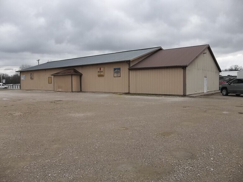3801 S Santa Fe Ave, Chanute, KS à vendre - Photo de l’immeuble – Image 3 sur 16