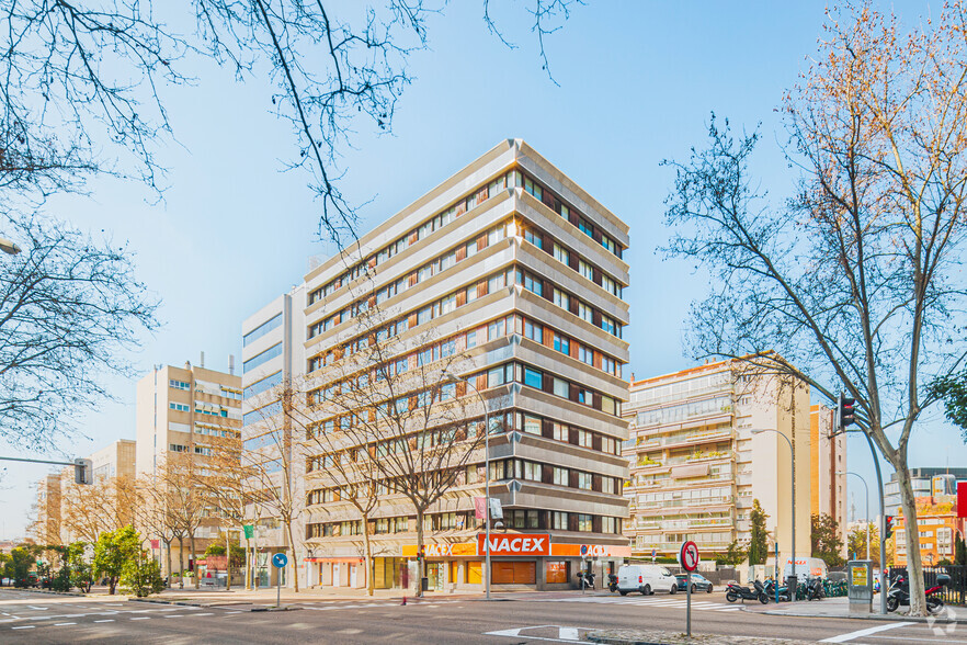 Calle De María De Molina, 37, Madrid, Madrid à louer - Photo de l’immeuble – Image 1 sur 4