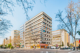 Plus de détails pour Calle De María De Molina, 37, Madrid - Bureau à louer