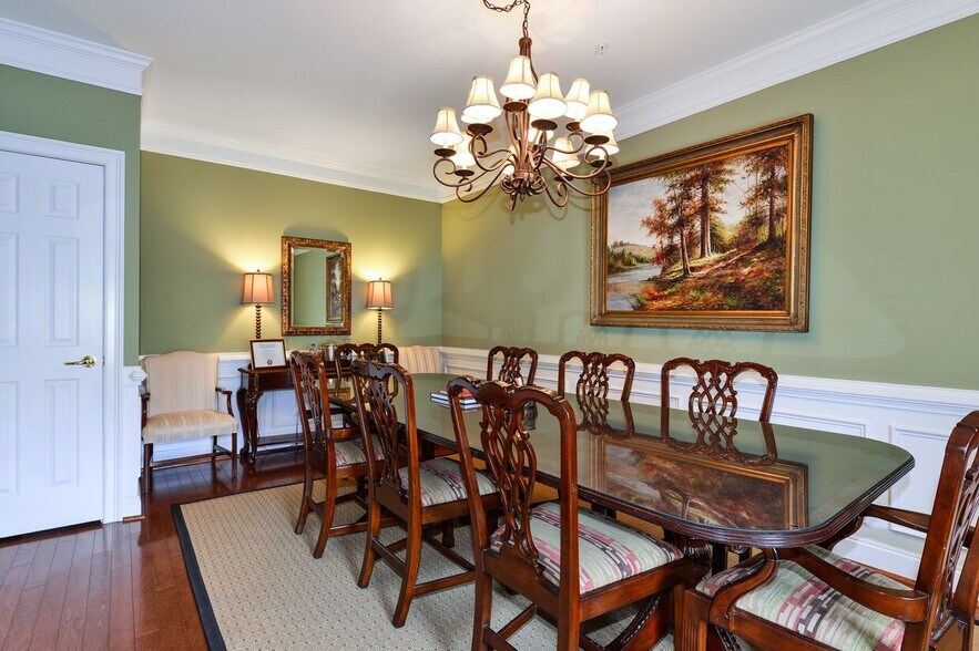 701 Whitlock Ave SW, Marietta, GA à louer - Photo de l’immeuble – Image 3 sur 3