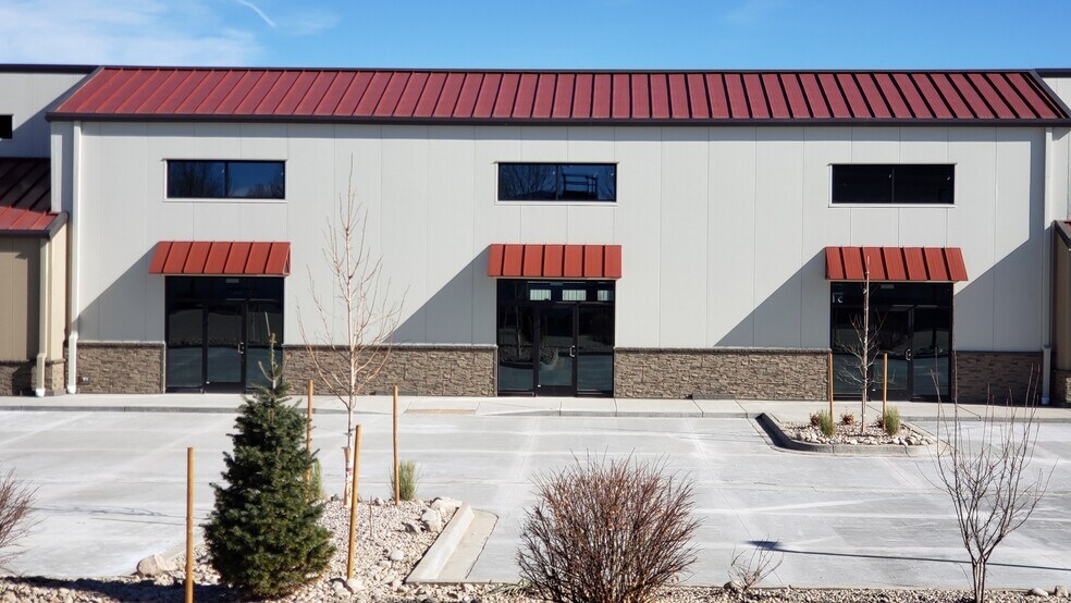 2019-2043 E 11th St, Loveland, CO à louer - Photo de l’immeuble – Image 3 sur 8