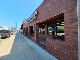 Plus de détails pour 69 N Lake St, Forest Lake, MN - Bureau à louer