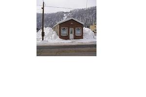 42 Walnut St, Johnstown, PA à vendre - Photo principale – Image 1 sur 1