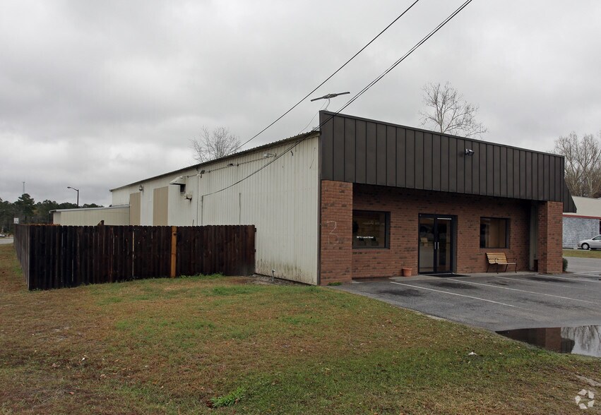 807 S Laurel St, Springfield, GA à louer - Photo de l’immeuble – Image 2 sur 29