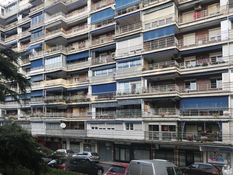 Calle Porto Colón, 10, Alcorcón, Madrid à louer - Photo de l’immeuble – Image 2 sur 2