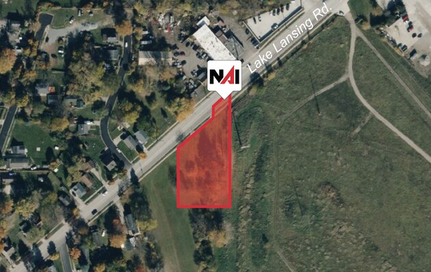 1320 Lake Lansing Rd, Lansing, MI à vendre - Aérien – Image 1 sur 1