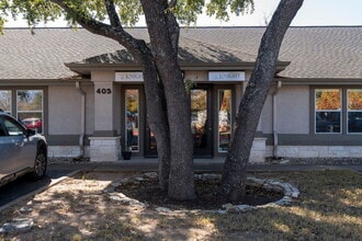 8700 Menchaca Rd, Austin, TX - VUE AÉRIENNE  vue de carte - Image1